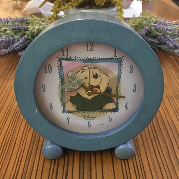 ‼️SOLD‼️Vintage Winnie the Pooh Works Round Clock - Picture 2 of 10
